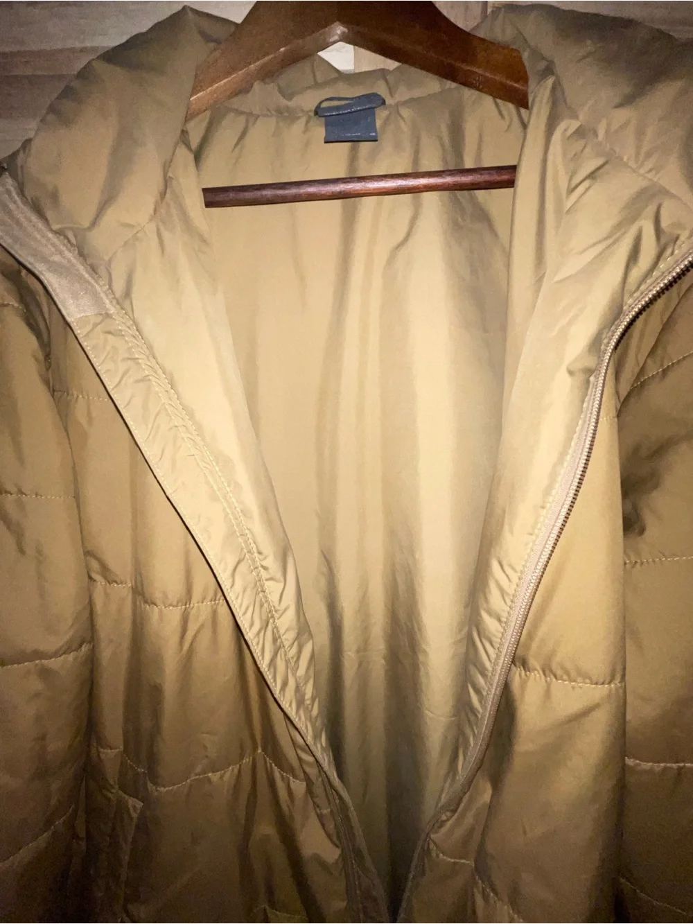 The North Face XL Camel Tan Insulated Puffer Jacket Full Zip w/ zip pockets